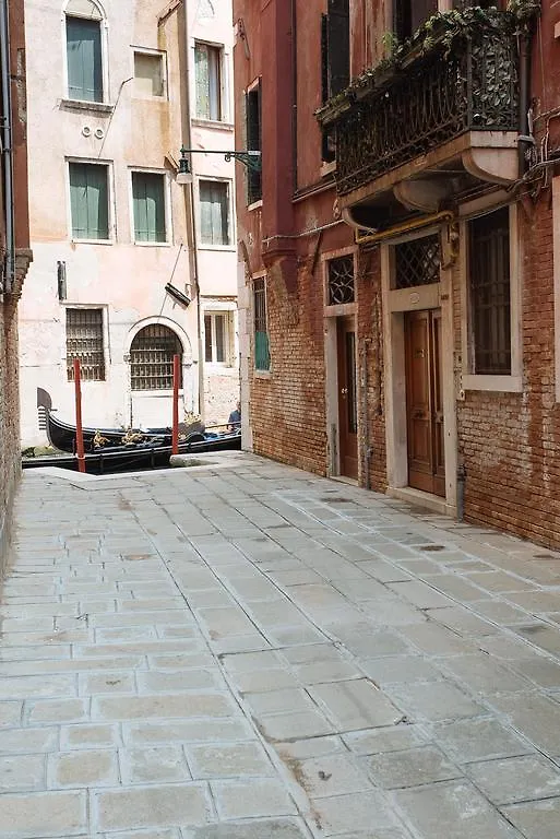 Ca Del Gambero Apartment Venice Italy
